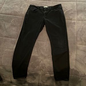 Low-Rise Skinny Jeans- Black